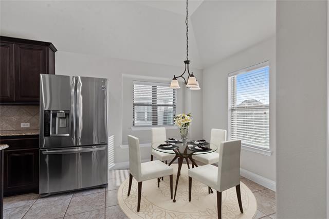 Building Photo - 276 Arbury Dr