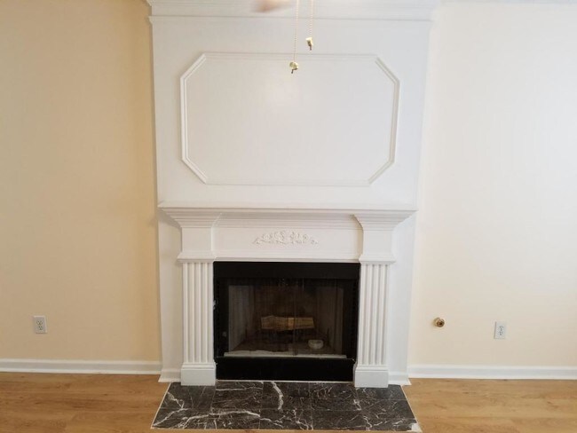 Building Photo - 524 Mistral Way