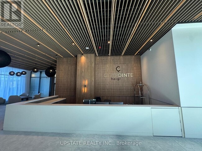 Building Photo - 15 Skyridge Dr