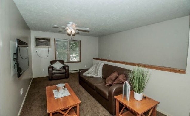 Foto principal - 113 W Willow St