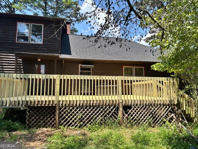 Building Photo - 559 Stringer Rd