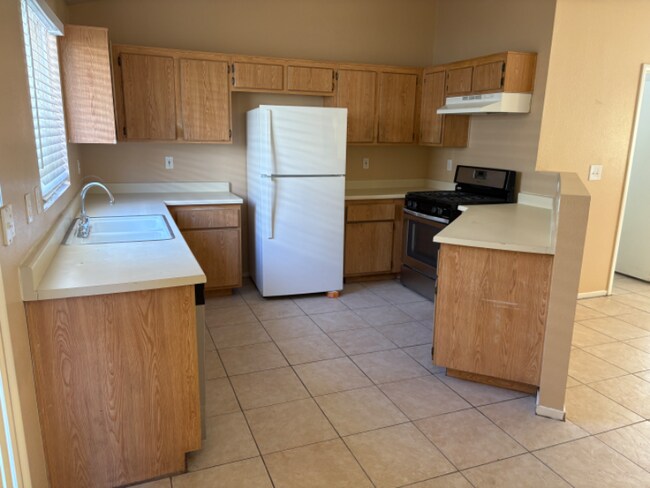 Foto del edificio - 4176 Riker Ave