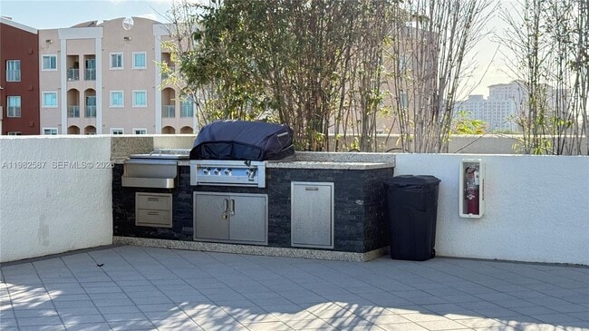 Foto del edificio - 3180 SW 22nd Terrace