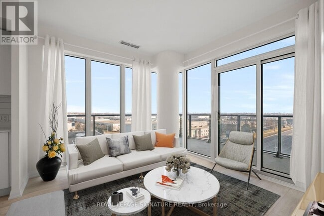 Photo du bâtiment - 9000-9000 Jane St