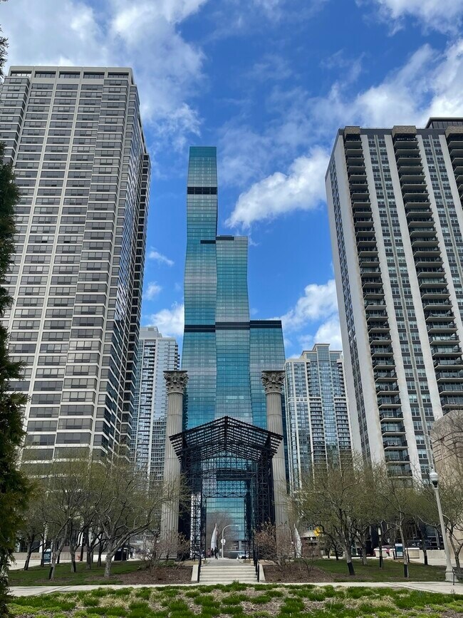 Building Photo - 363 E Wacker Dr