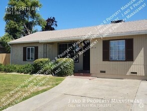 Building Photo - 1513 38th Ave