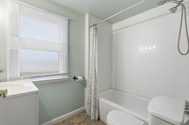 Foto del edificio - 314 W Muir Ave