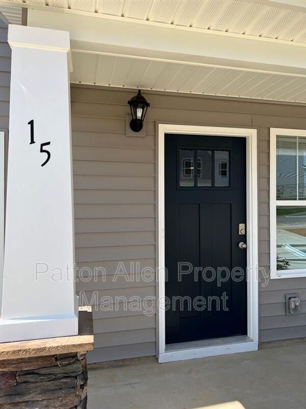 15 Benedict Ln, Weaverville, NC 28787 Townhouse for Rent in