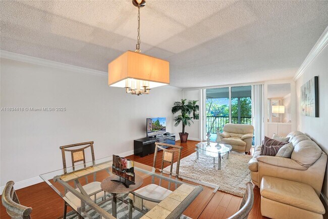 Foto del edificio - 370 NW 76th Ave