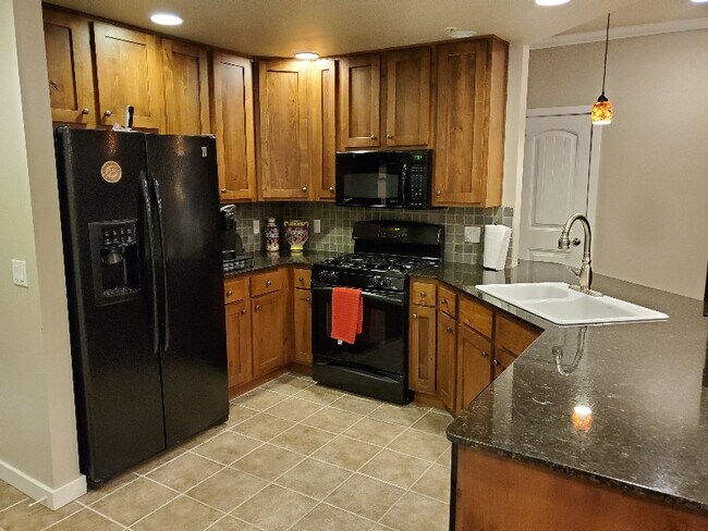 Building Photo - 6103 Monterra Ave