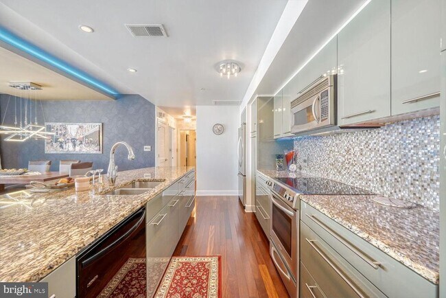 Foto del edificio - 675 S President St