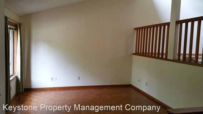 Foto del edificio - 4 br, 2.5 bath House - 1546 Buresh Avenue