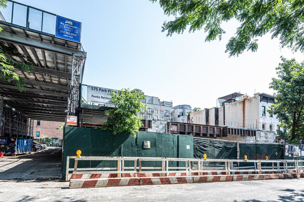 575 Parque Pl - Help Park Place