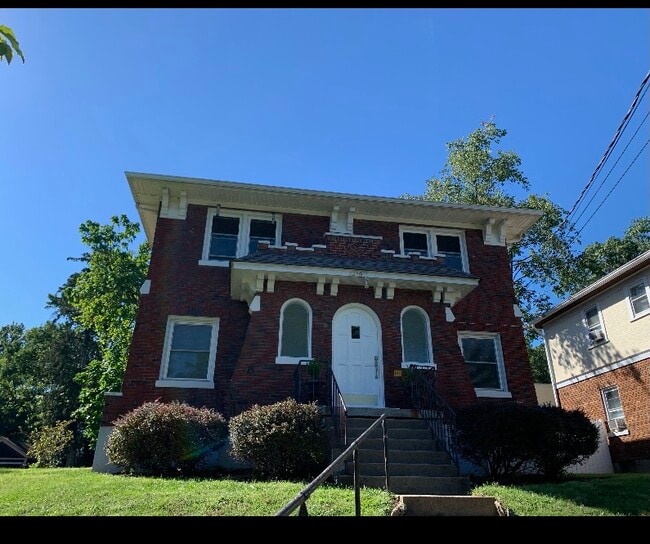 Building Photo - 4419 Erie Ave