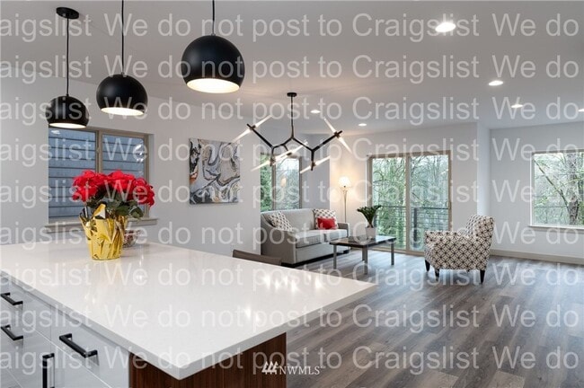 Photo - West Seattle - 3 Bedroom - 2.5 Bathroom w/... House