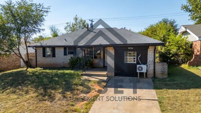 Foto del edificio - 4 bedroom 1 bathroom home in Midwest City!