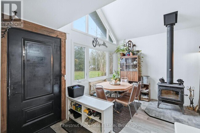 Photo du bâtiment - 324 Bryant St