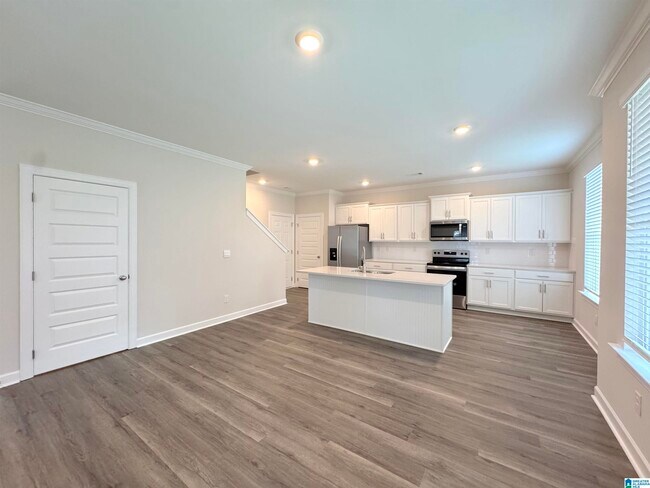 Foto del edificio - 1728 Windsor Hl Ln