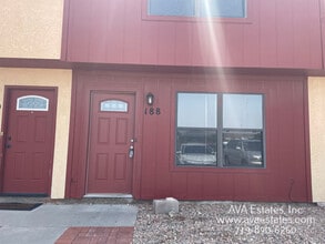 Building Photo - 188 E Spaulding Ave