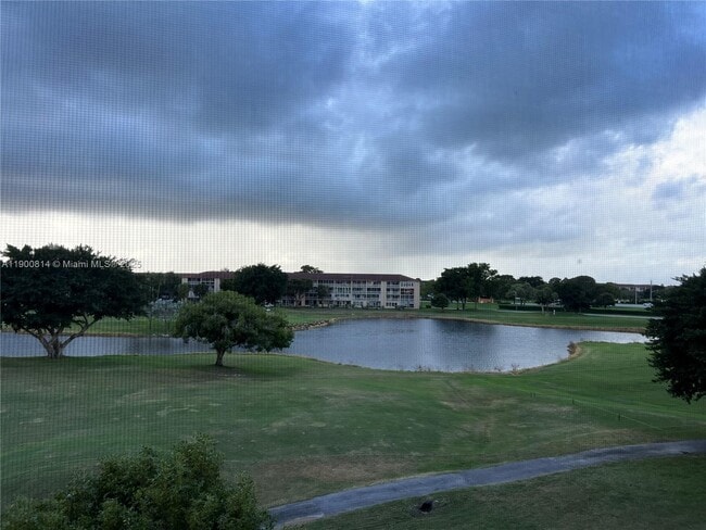 Foto del edificio - 13550 SW 6th Ct