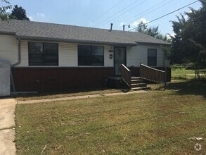 Building Photo - 4711 N Garrison Ave