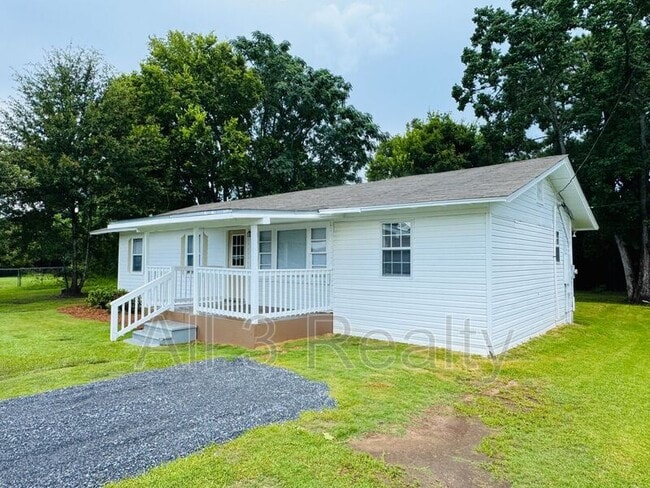 Building Photo - 287 McNeal St