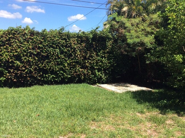 Building Photo - 3 br, 1 bath House - 59 Davis Road