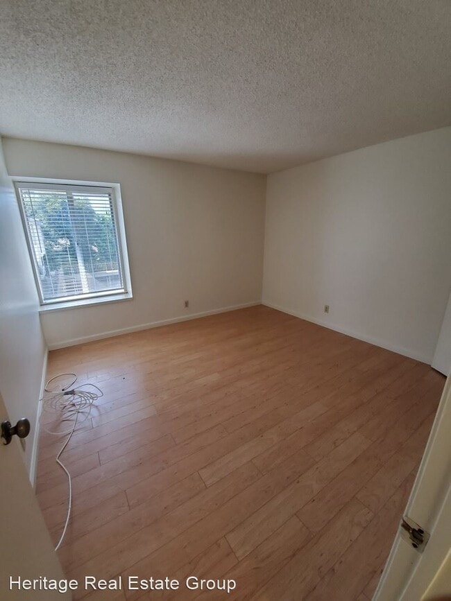 Building Photo - 2 br, 2 bath House - 5455 8th Street #58