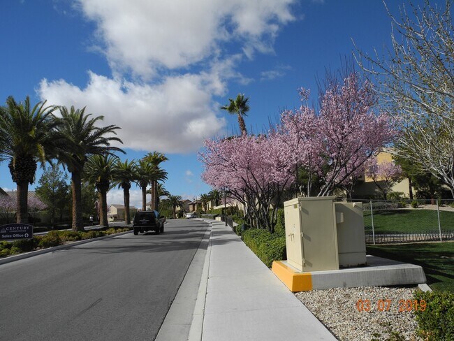 Foto del edificio - 1051 Whitworth Ave
