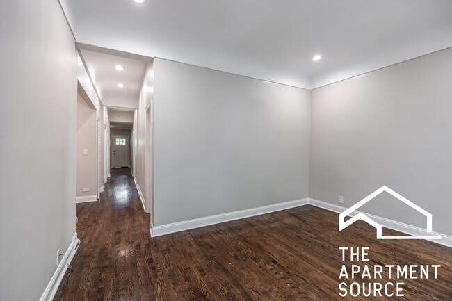 Foto del edificio - 4849 N Seeley Ave