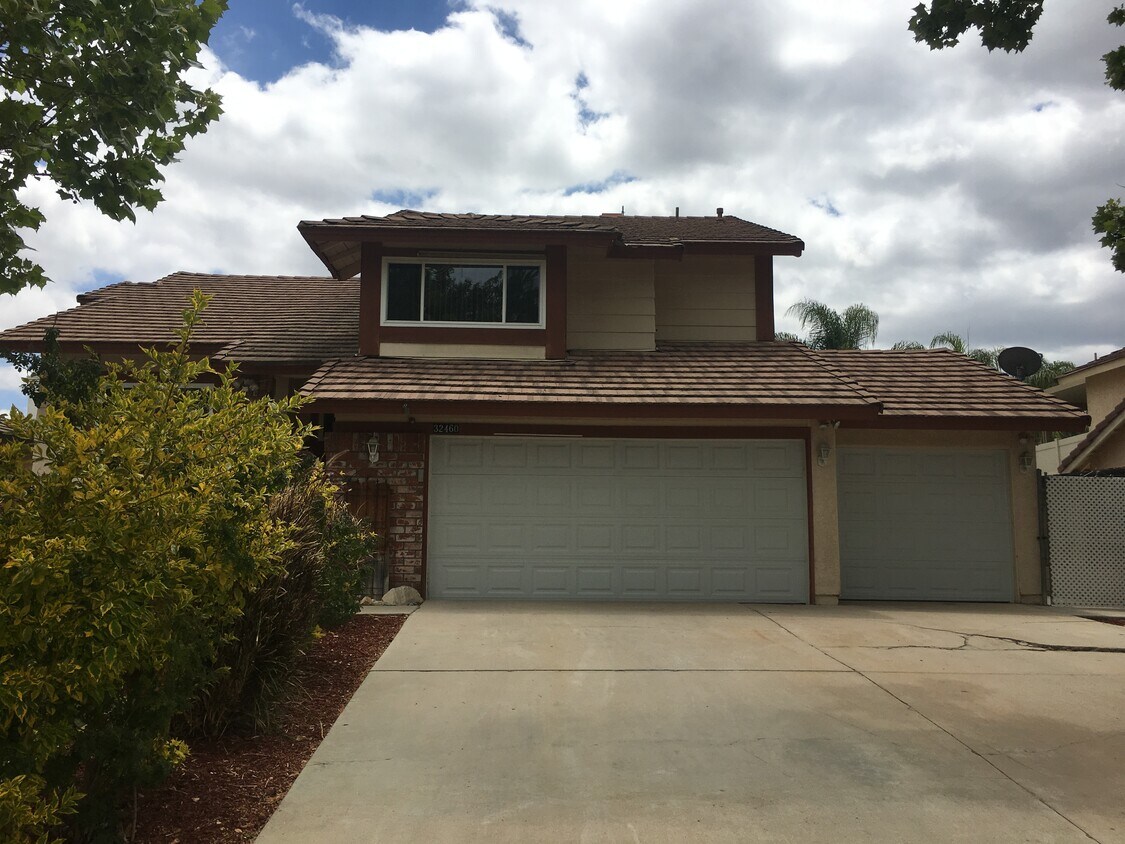Primary Photo - 32460 Somerset Dr