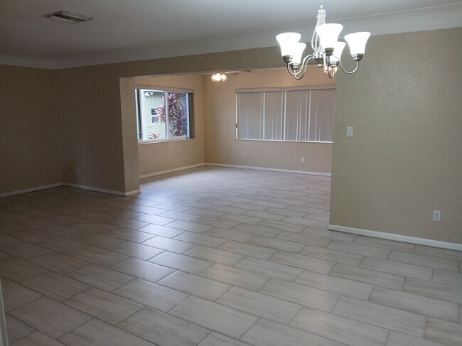 Foto del edificio - 5682 45th Ave N