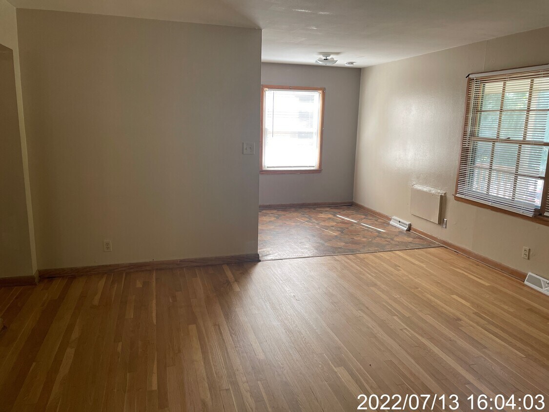Primary Photo - 8711 W Villard Ave