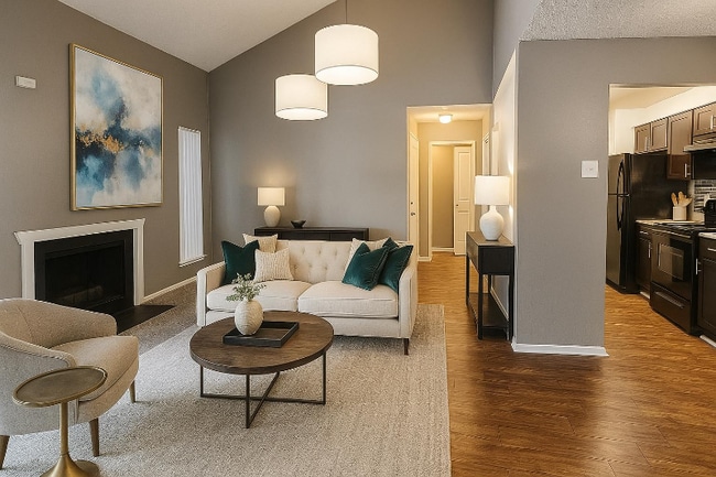 Foto del edificio - 13740 Montfort Dr