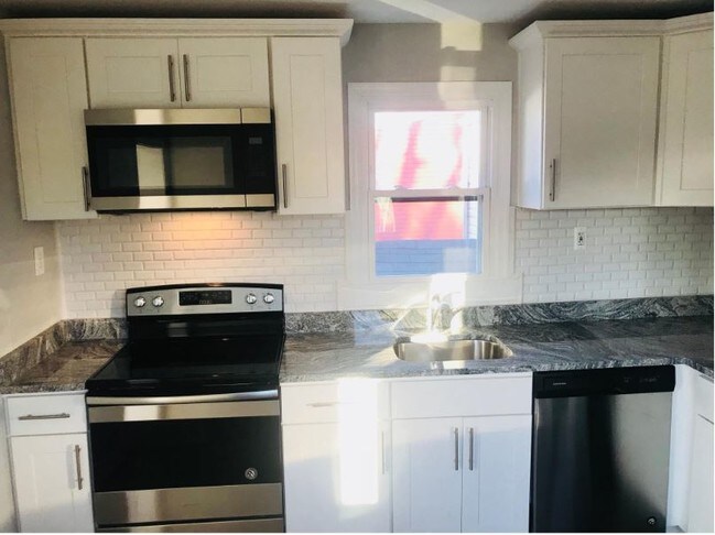 designer kitchens dundalk furnished kitchen 1712 pin oak ave ave dundalk md 21222 house for rent in designer kitchens dundalk furnished kitchen 1712 pin oak ave ave dundalk md 21222 house for rent in
