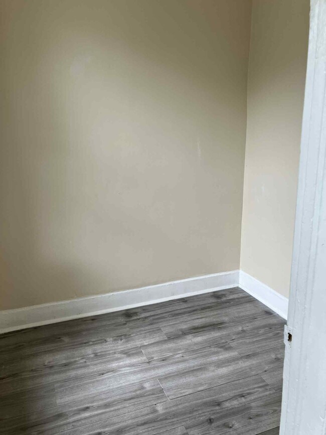 Foto del edificio - 1723 W 17th St