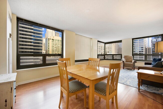 Foto del edificio - 440 N Wabash Ave