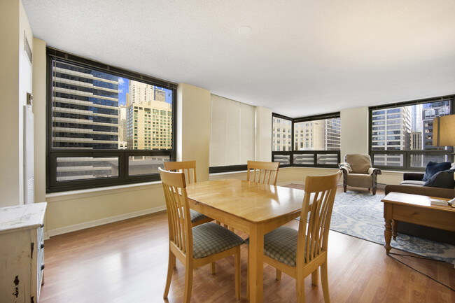 Building Photo - 440 N Wabash Ave