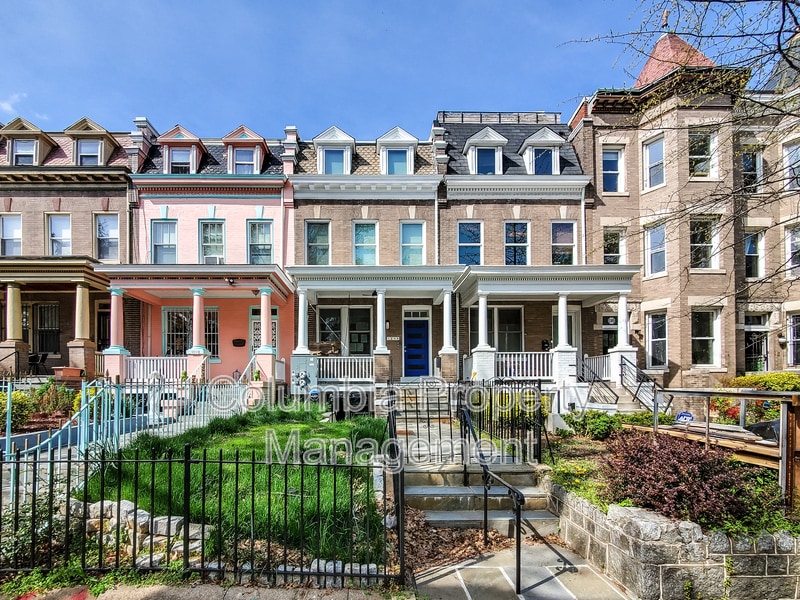 Primary Photo - 1209 Lamont St NW