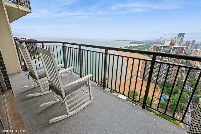 Foto del edificio - 6007 N Sheridan Rd