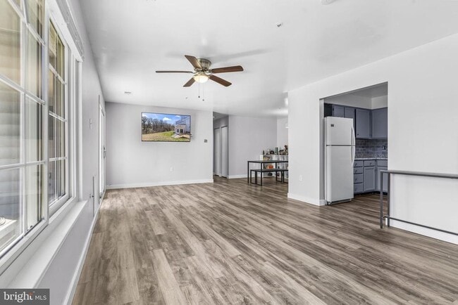 Foto del edificio - 8730 Grasmere Ct