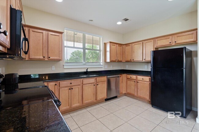 Foto del edificio - 8795 Bainbridge Dr