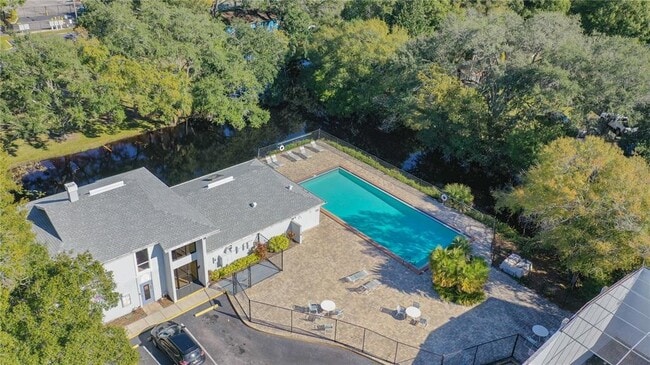 Building Photo - 4132 Dolphin Dr