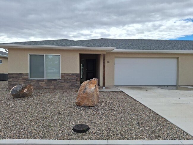 Foto del edificio - 83 Brown St