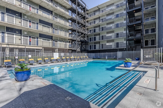 Pool - 1016 Lofts