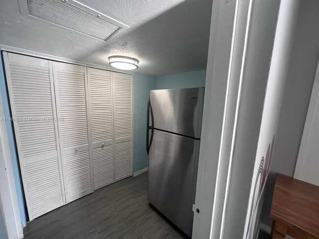 Building Photo - 26 Diplomat Pkwy