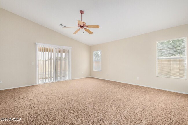 Building Photo - 10595 N 115th Dr