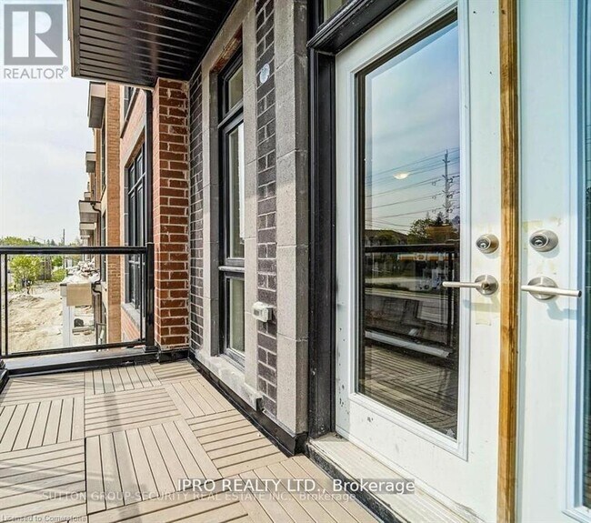 Photo du bâtiment - 12868 Yonge St