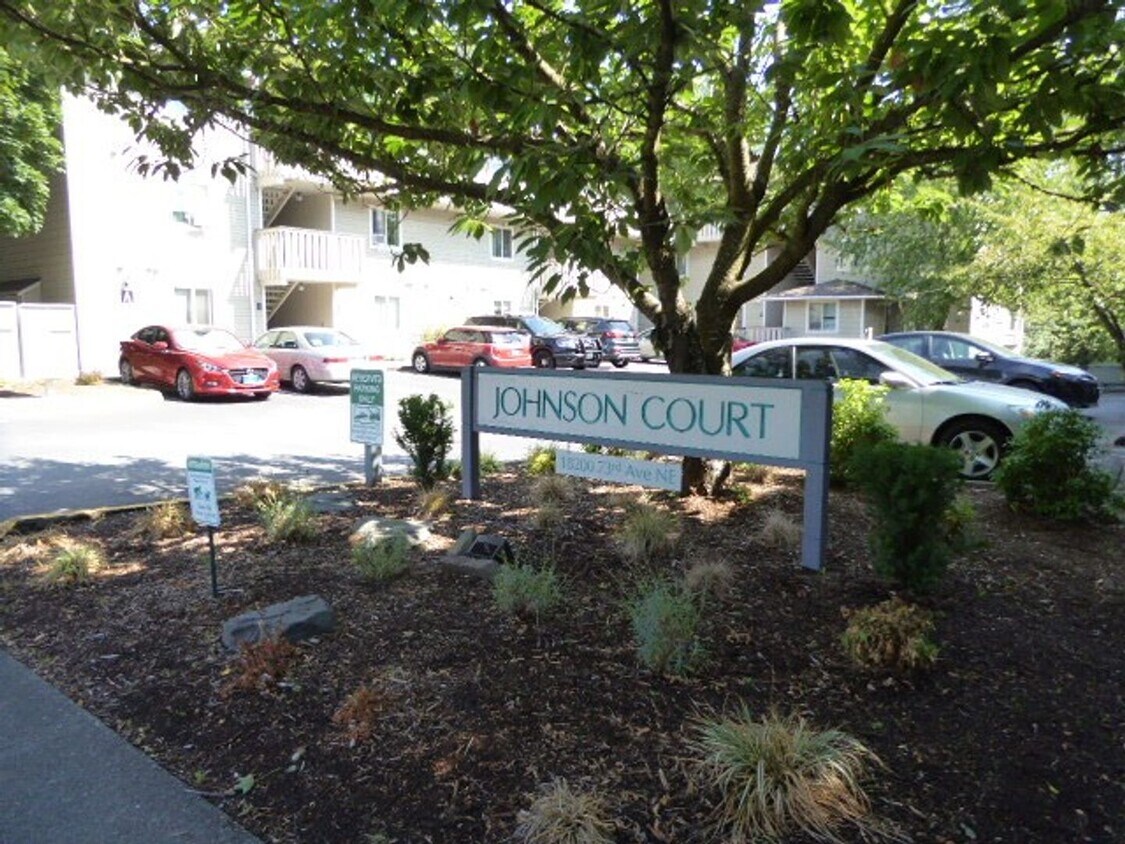 Foto principal - Charming 1 Bed 1 Bath Condo in Kenmore