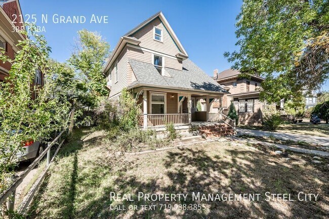 Building Photo - 2125 N Grand Ave